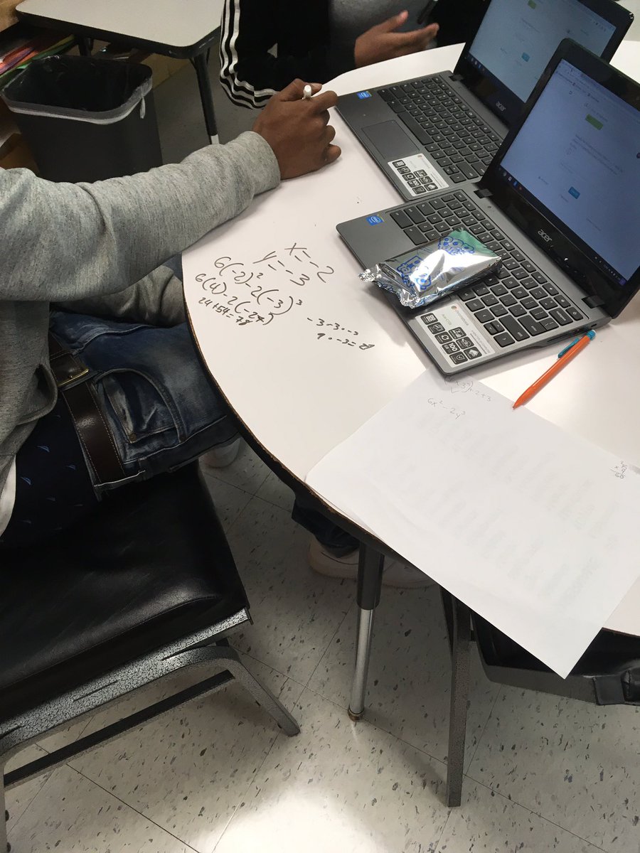 MrKERBLE's tweet image. Teaching and learning on our tables! #LUmathmethods #whiteboardtables