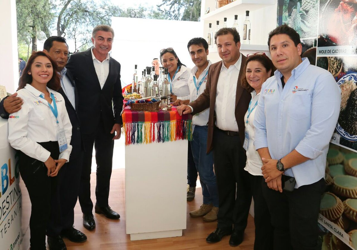 TonyGali's tweet photo. Gracias a todos nuestros compañeros de la Secretaría de Cultura y Turismo que trabajan en el stand de Puebla, instalado en el @CITEKForum. La labor que realizan es muy importante para atraer a más visitantes al estado. #ConectaEnCITEK https://t.co/qlt2Za1iK6
