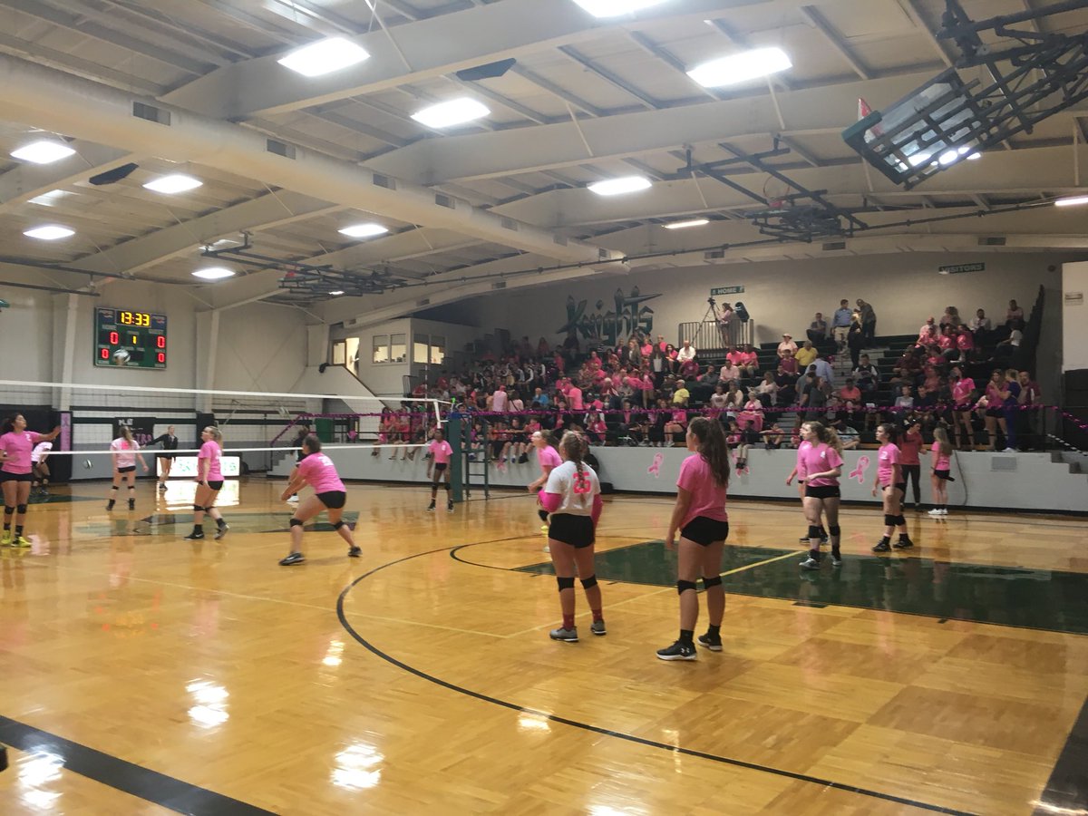 BarstowModelUN's tweet photo. Going on Right Now! Barstow’s Annual #PinkOut Game helps support cancer research! #SDG3 https://t.co/w2Su5Z0APf