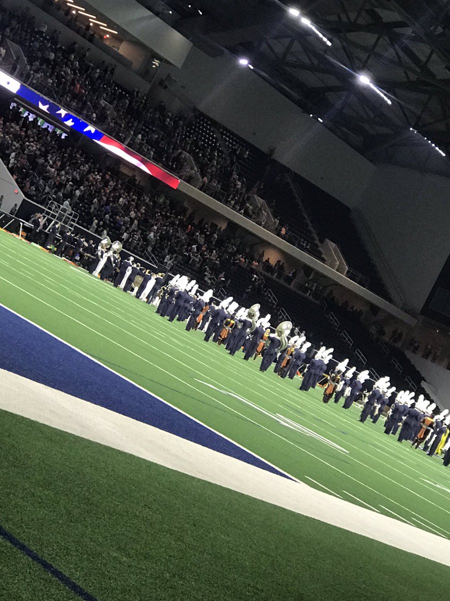 amrowland's tweet photo. Go CHS Band! @Cen10titans https://t.co/mrHy3VYJz6