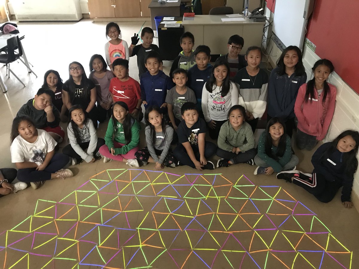 SybeldonTheresa's tweet photo. Glow-in-the-Dark Geometry - Crazy8s Math Club at ELL Homework &amp; Enrichment Club 
#EverestPride #WestonPride #ELLHomeworkClub https://t.co/Y22rs1bQLp