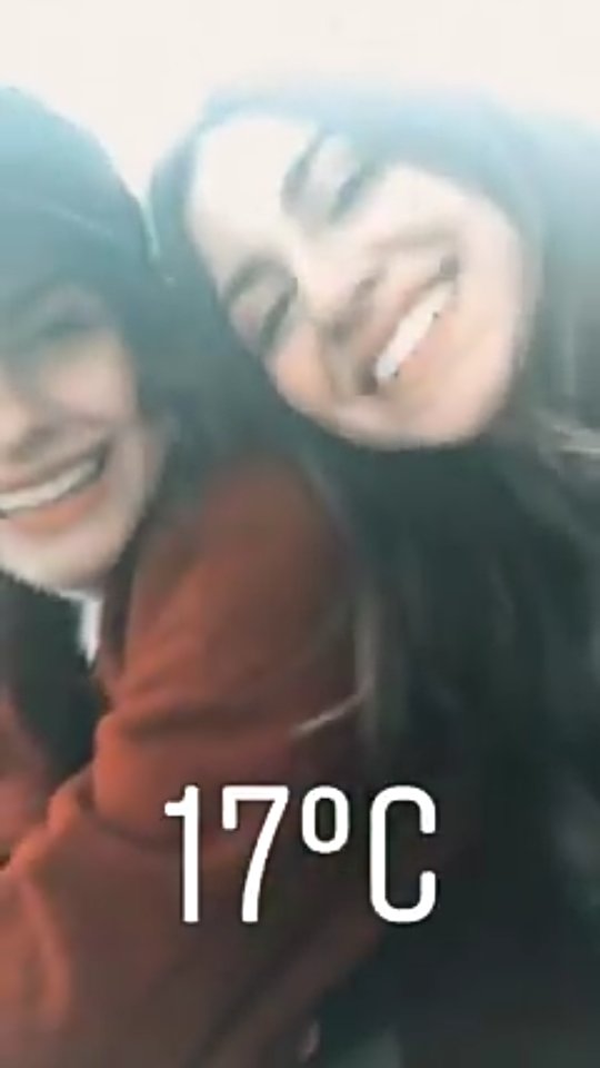 alwaystosouza's tweet photo. ustedes ven las sonrisas que tienen por favorr😻 https://t.co/W7EsRA2uvJ