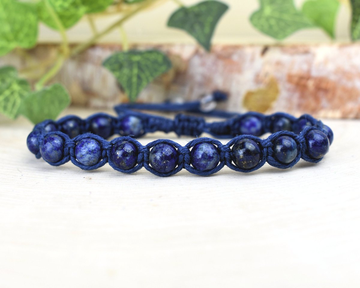 TheEnglishIvy's tweet photo. "Anything you can imagine is real" ~ Lapis Lazuli
#hempbracelet #lapislazuli #lapis #lazurite #calcite #pyrite #hemprocks #blue #thirdeye #chakrastones #3rdeye #healingstone https://t.co/gfvjSstwyQ