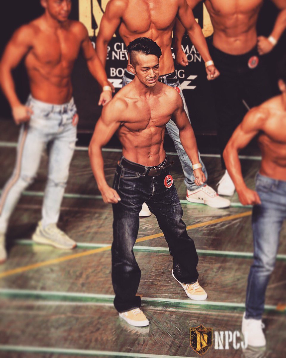 taneogames's tweet photo. ちょっと笑ってみる
.
やっぱり笑顔苦手
.
Practice of smile
.
#workout
#fitness
#physique
#sportmodel
#sportsmodel
#athletemodel
#bodymake
#ワークアウト
#トレーニング
#フィットネス
#ボディメイク
#フィジーク
#アスリートモデル
#スポーツモデル
#笑顔
#30過ぎてからの挑戦
#OJの挑戦 https://t.co/IsVRGjPXaA