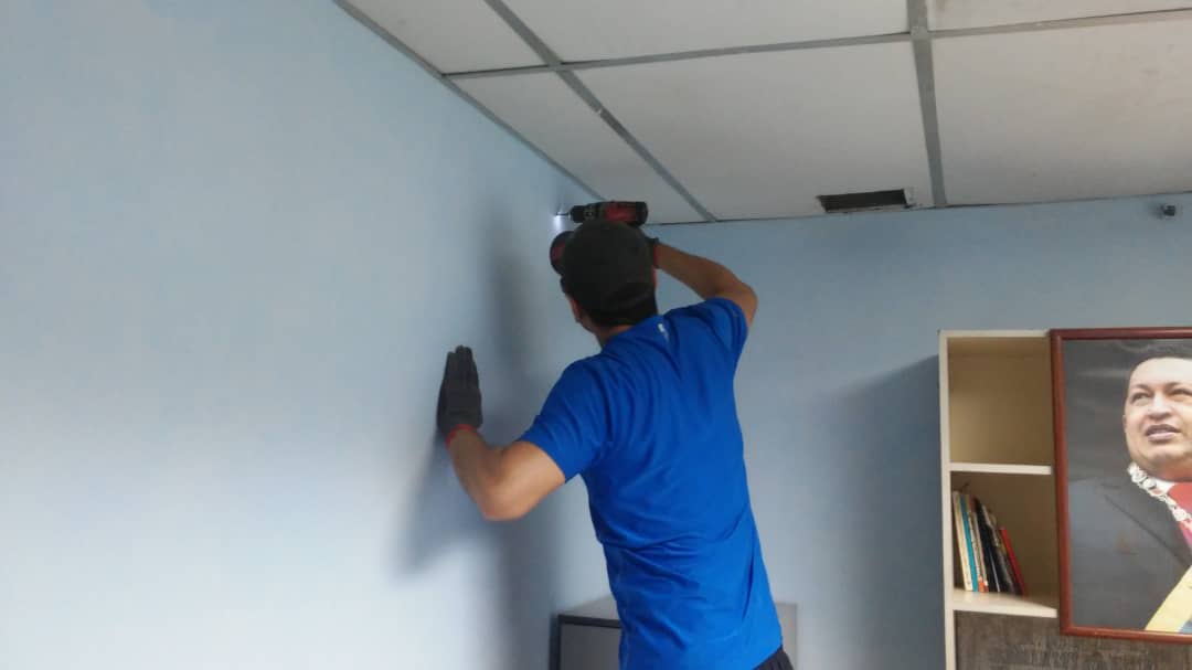 INCRET_Sucre's tweet photo. #2Oct || De la mano de nuestro Pdte. @oswaldoevera, ya se encuentra 100% operativo el #INCRET en el edo-Sucre para la atención de toda la clase trabajadora del país #ClaseObreraResteadaConMaduro #ElPetroMonedaInternacional @NicolasMaduro @MPPPSTVe @EduardoPinateS @IncretOficial https://t.co/2dLx4SJBB1