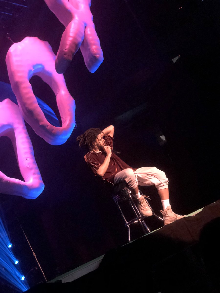 Still amazed at last night’s show. Thank you <a href="/JColeNC/">J. Cole</a> The level of artistry is unmatched. I appreciate the genuine words that were spoken.