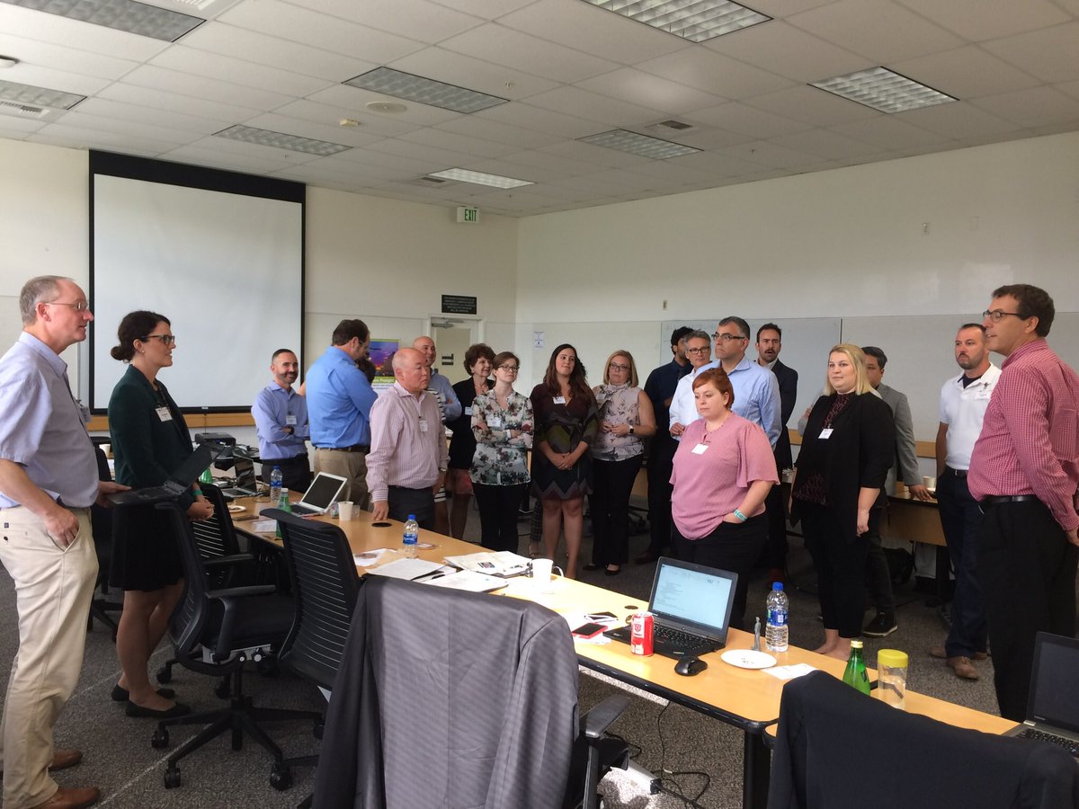 Fantastic GLEC meeting at HP in San Diego. Lots of great ideas and support for the implementation of the #GLECFramework and low-carbon #logistics smartfreightctr 

— Smart Freight Centre (smartfreightctr) October 3, 2018