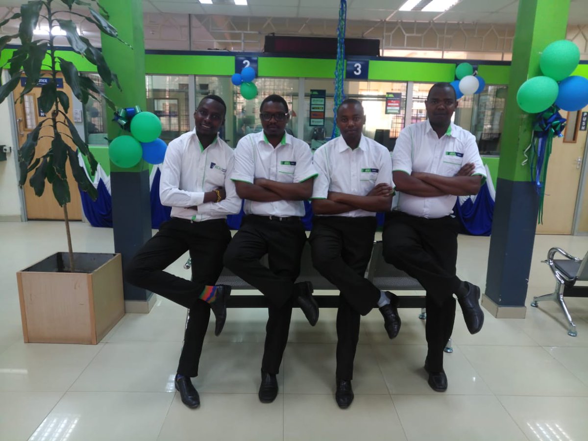 joksoi's tweet photo. SustainingCXExcellence#KCBLoveYou#CXWeek2018  #kcbmaralal branch https://t.co/YFwPChmV5e