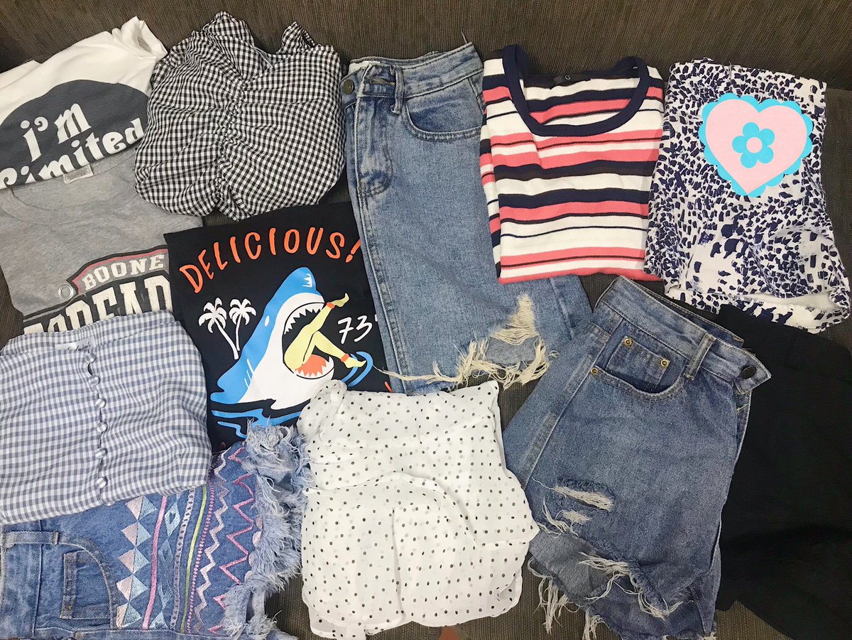 cutetowears's tweet photo. ใครอยากเข้ากลุ่มไลน์ส่งต่อเสื้อผ้า ของต่างๆของเรากับเพื่อน มือ1/2 ปล่อยของดีราคาถูก  dm มาน้าา💗
#ส่งต่อ #ส่งต่อคสอ #ส่งต่อเสื้อผ้า #เสื้อผ้า #เสื้อผ้ามือ2 #เสื้อผ้ามือสอง #ส่งต่อเสื้อผ้ามือ2  #ตลาดนัดอากาเซ่ #ส่งต่อเครื่องสําอางค์ #ส่งต่อสกินแคร์ #ส่งต่อskincare #ส่งต่อสกินแคร์ https://t.co/WSsuGkBEFv