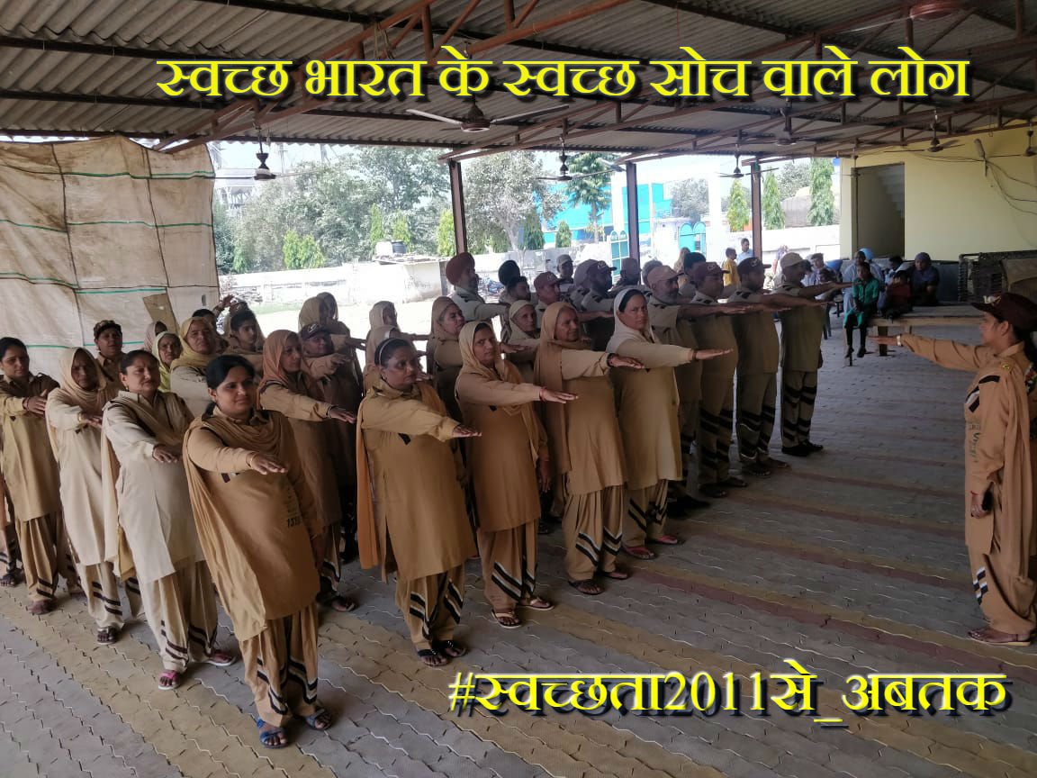 StMSGfansworld's tweet photo. Inspiring from Saint @Gurmeetramrahim Singh Ji Insan, the true crudasers of mankind, volunteers of @derasachasauda take
#PledgeForSwachhBharat at various blocks https://t.co/2Q1HIpI0Hg