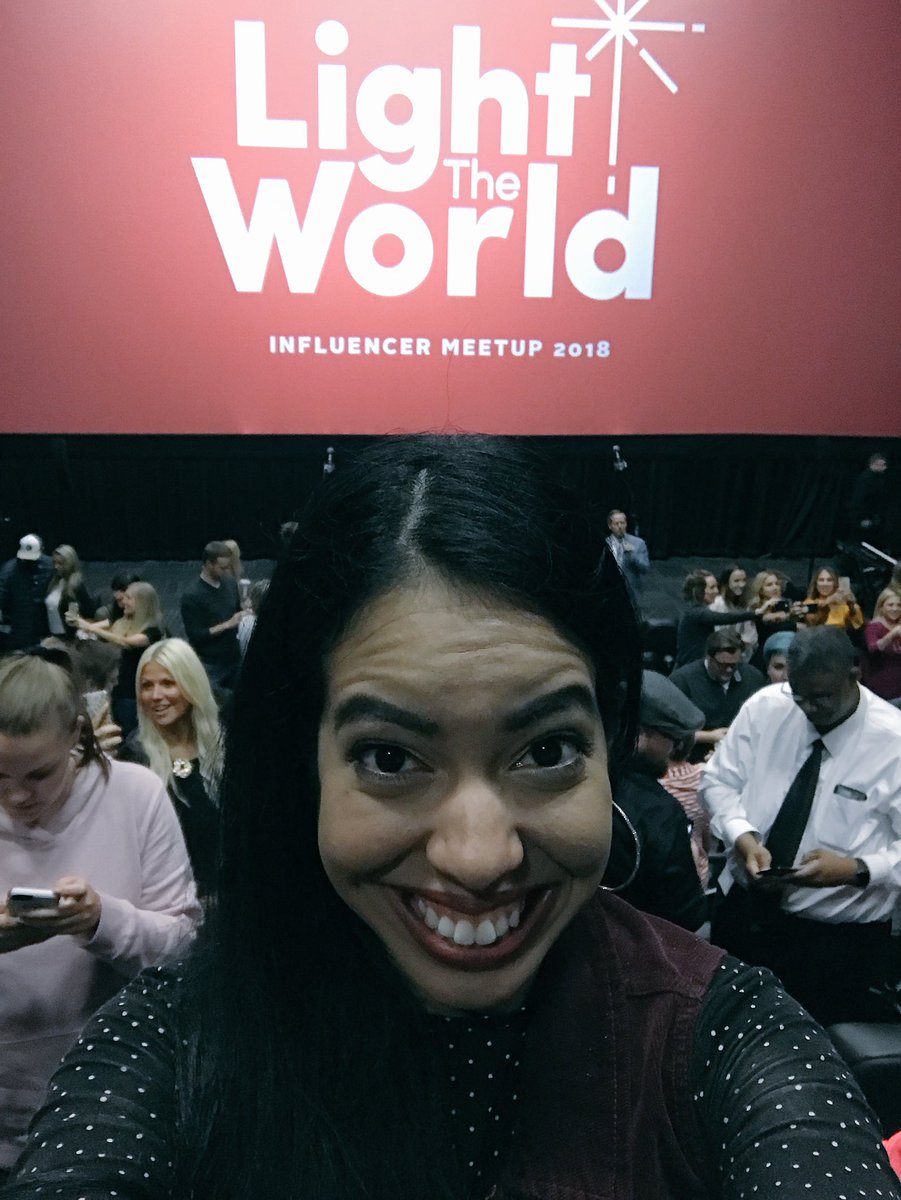 withlovefrmkris's tweet photo. So excited to be here! 💛 #LightTheWorld #Boncom https://t.co/CrhZxxW3wM