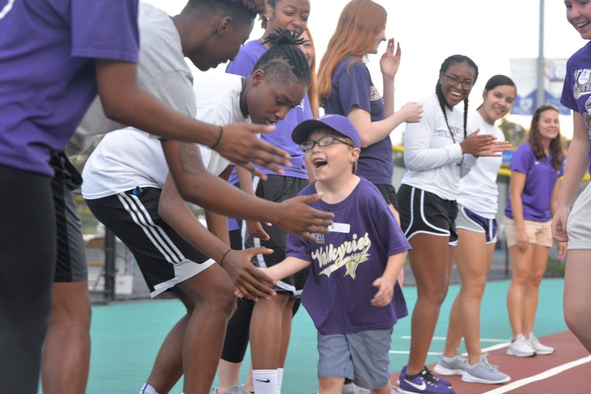 Converse Basketball tweet media