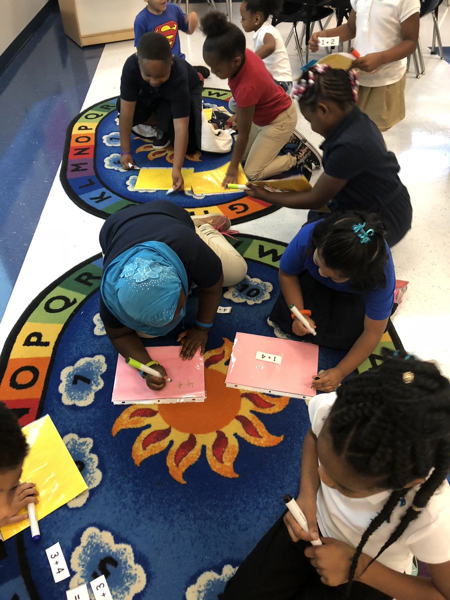 yonna78's tweet photo. What’s up in first grade?Finding equal expressions. Doubles. Doubles plus 1. #Eureka!!! #FalkenerES @crew_mate https://t.co/YFIYX5TCJa