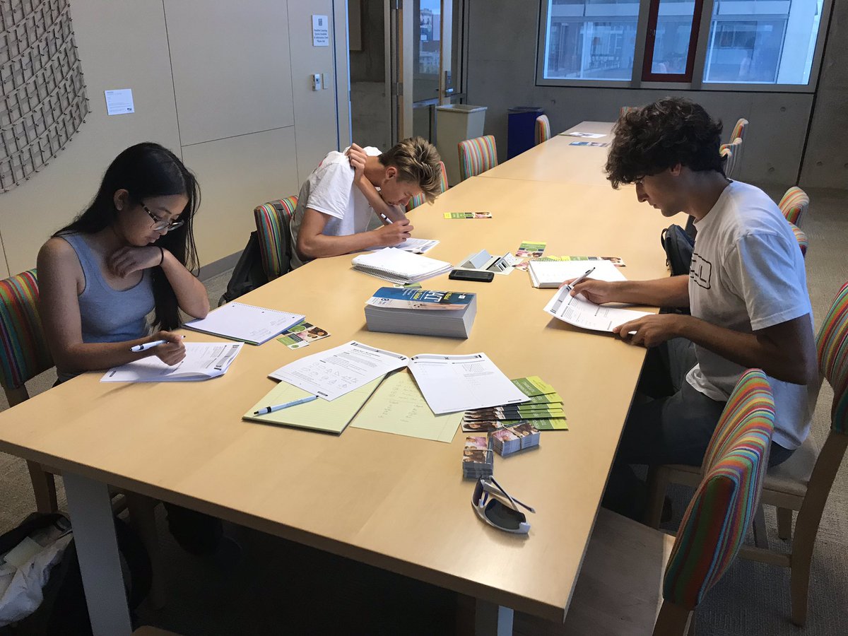 HPTutoring's tweet photo. We had a great time at Free Tutoring Night this evening in San Diego, CA. Come join us at our next one. Visit our website to see all upcoming events :) https://t.co/ANJL2zMBZd