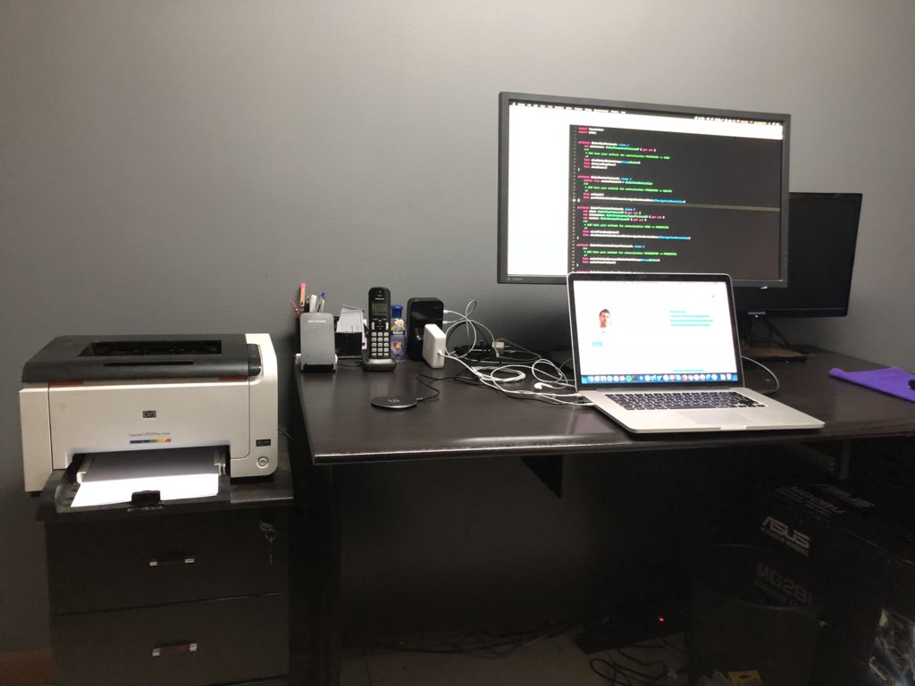carlosalcala's tweet image. New #CodingSetup #iOS #Swift