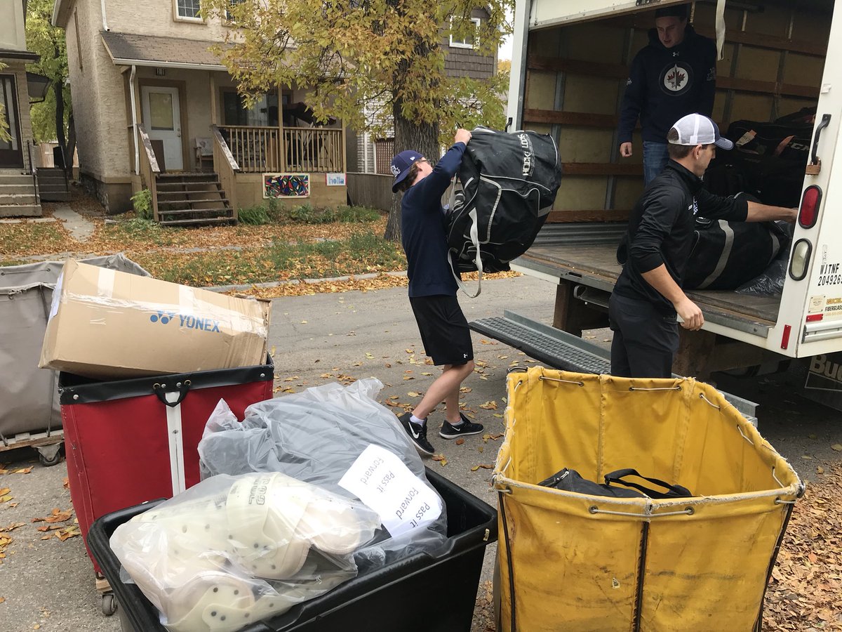 Pass It Forward tweet media