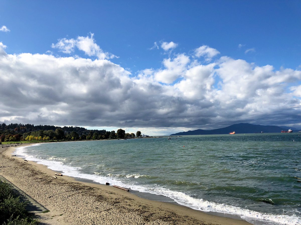 djgreer's tweet photo. Lucky that this was my view today while facilitating a quarterly planning session to help three entrepreneurs create an amazing business.
#bluesky
#seashore
#englishbay
#vancouver
#business
#strategy
#leadership
#entrepreneurship
#planning
#photography
#coldbeach https://t.co/ePJOxub88r