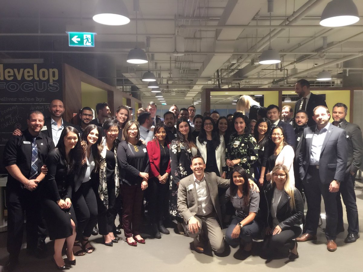DVH’s first social &amp; mentoring mixer was a success tonight!! Thank you to all participants who took the time to attend. HUGE thank you to our mentors for inspiring us with your experiences and insights!! @tdpauld <a href="/RachaelWong_TD/">Rachael Wong</a> <a href="/MsEuniceChen/">Eunice Chen-Promotorov</a> @AnthonyRicci_TD @paulocchiuto
