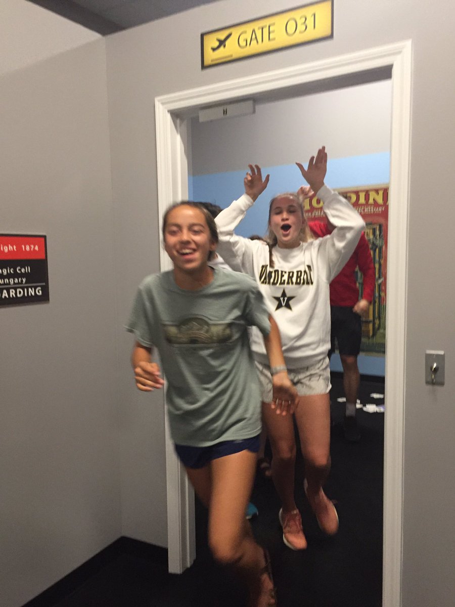 THS_UpperSchool's tweet photo. Breaking out #THSInterim18 https://t.co/BsVrzSkNNG