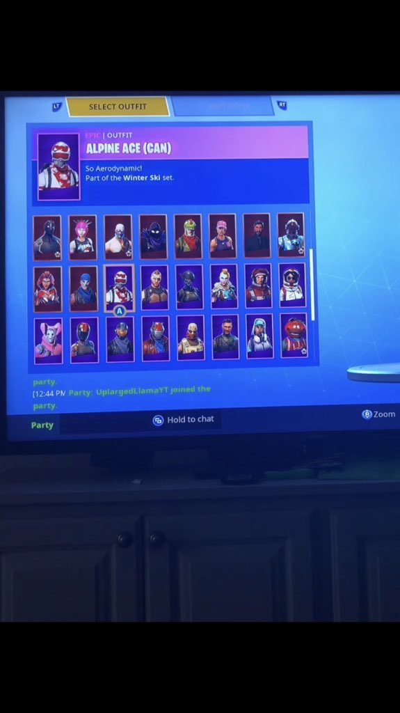 oo2tuff's tweet photo. I am trying to get rid of this account because I am going to BO4 I am selling it for 50 DM me for more info (I DONT GO FIRST) #rareaccounts #sellingfortniteaccount #cheapfortniteaccounts #cheapaccounts #sell #fortnite #legitseller #ogaccounts https://t.co/qRPqTEaiAk