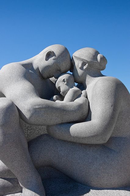 Скульптуры парка чеджудо. Южная корея остров чеджу парк loveland. Love land. Парк земля любви в южной корее. Скульптурный парк jeju loveland.