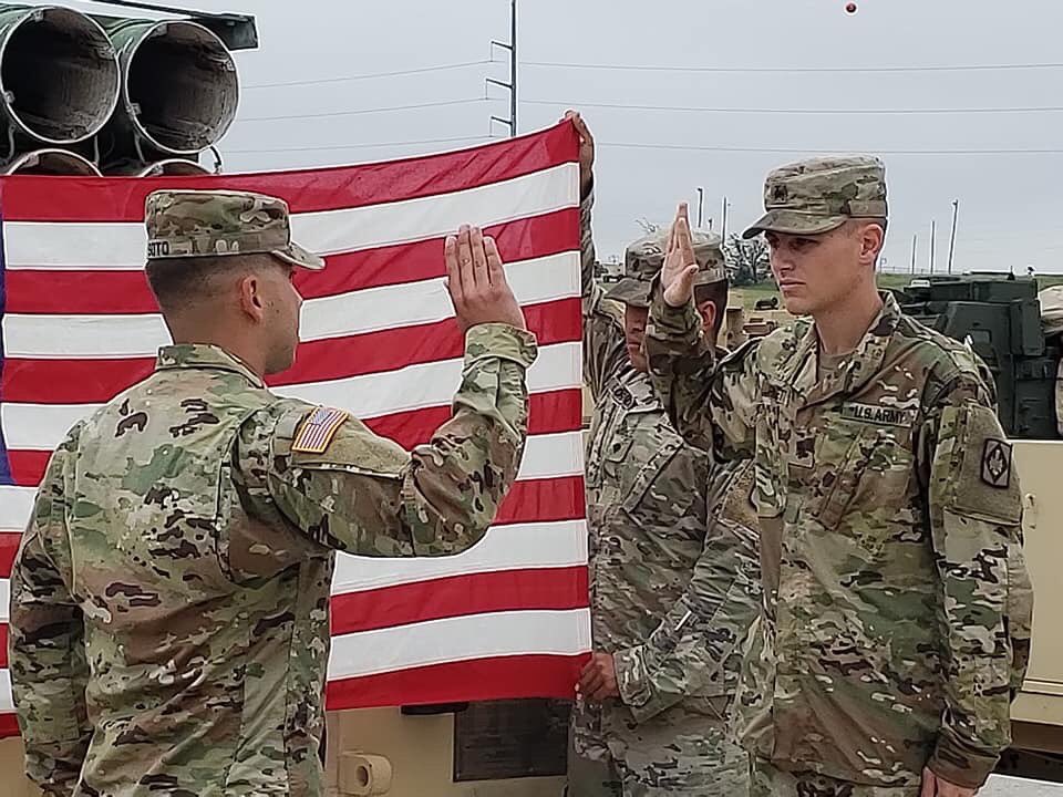 Bravo24F's tweet photo. Today four of the Army's best Non-Commissioned Officers re enlisted for another term of service. SSG Wawrzusin, SGT Fredrick, SGT Littles, and SGT Arnett, Thank you for your commitment to the battery, the Army, and this great Nation.
#ThoughAsDiamonds #FireAndFury #DeepAttack https://t.co/lt8ixJzsGz