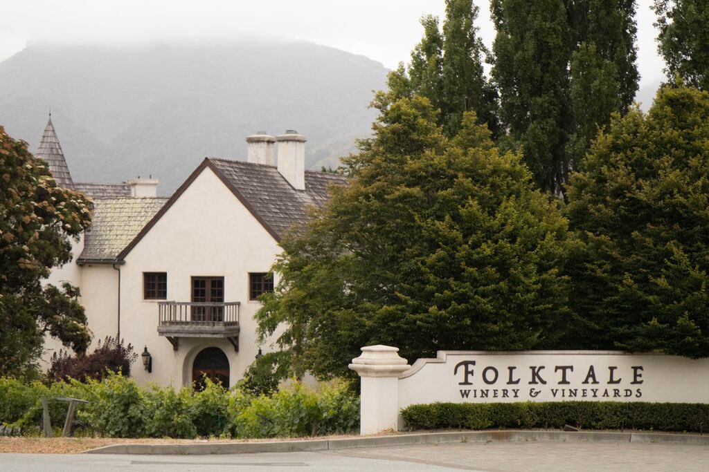 whit2sev's tweet photo. @thebkoof Folktale Winery &amp; Vineyards for a romantic and relaxing day in the Vines with Wine, Views and amazing tours during Harvest - plus they have the best  Wine Club and Live Music
Seventh &amp; Dolores for the best Craft Cocktails and Dinner ambiance https://t.co/GZAl3SvWUU