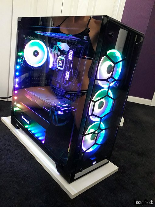 My PC Build 🖱️⌨️ https://t.co/zfYOQuyIwO<a href="/tag/emmafrost"class="tags"><span>#emmafrost</span></a>