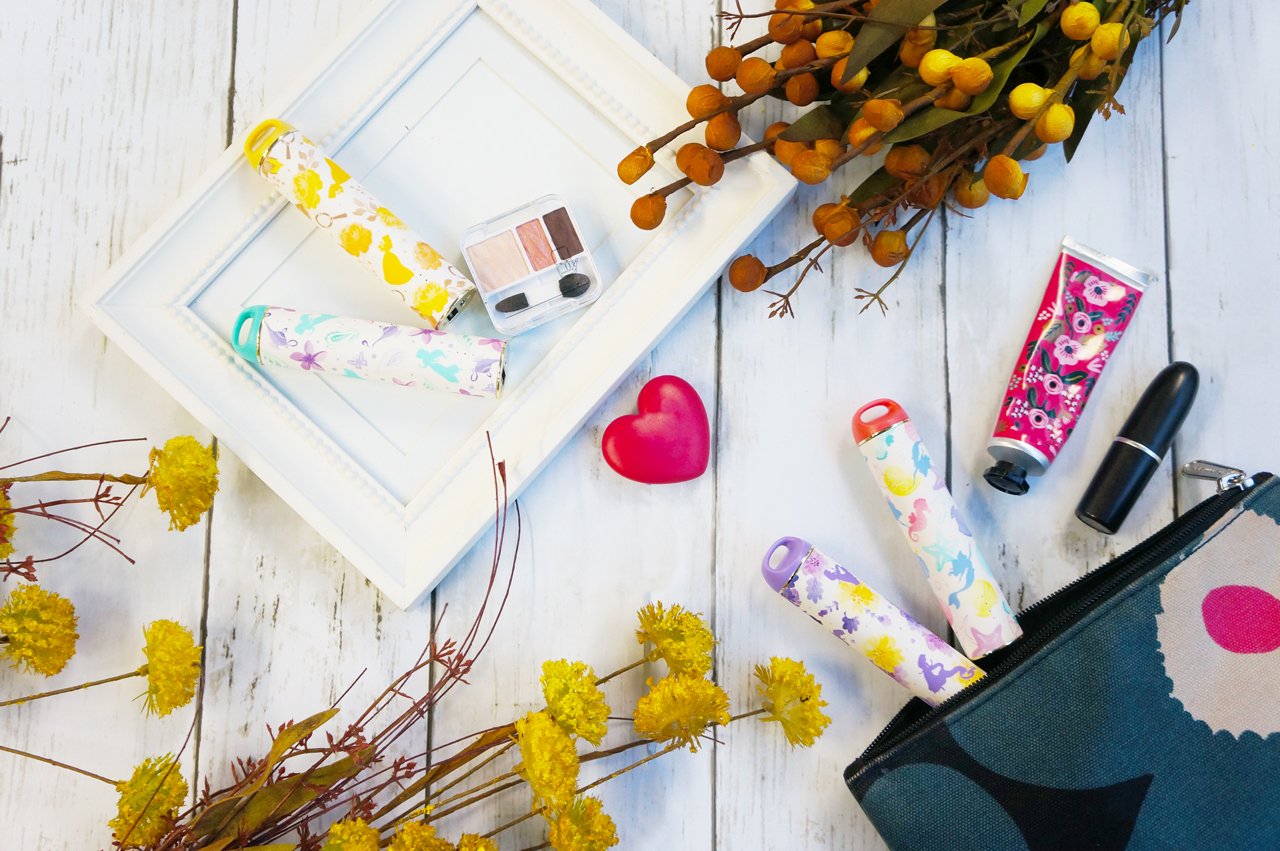 ショップディズニー ディズニープリンセス がモチーフ 可愛いモバイルバッテリーが登場 リップやチークと一緒に持ってお出かけしよう T Co Ikcnub4cbc Amazon T Co Rglppustsz Twitter