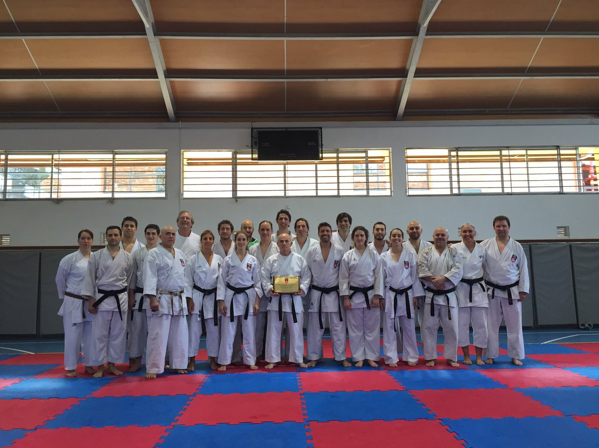 karateAUK's tweet photo. En el mes de setiembre de 2018 la Asociación Uruguaya de Karate le hizo entrega del 7º DAN a SHIHAN Juan Manuel Alonso reconociendo su nutrida trayectoria dentro del karate nacional e internacional. https://t.co/1Tucb1Cjnv
