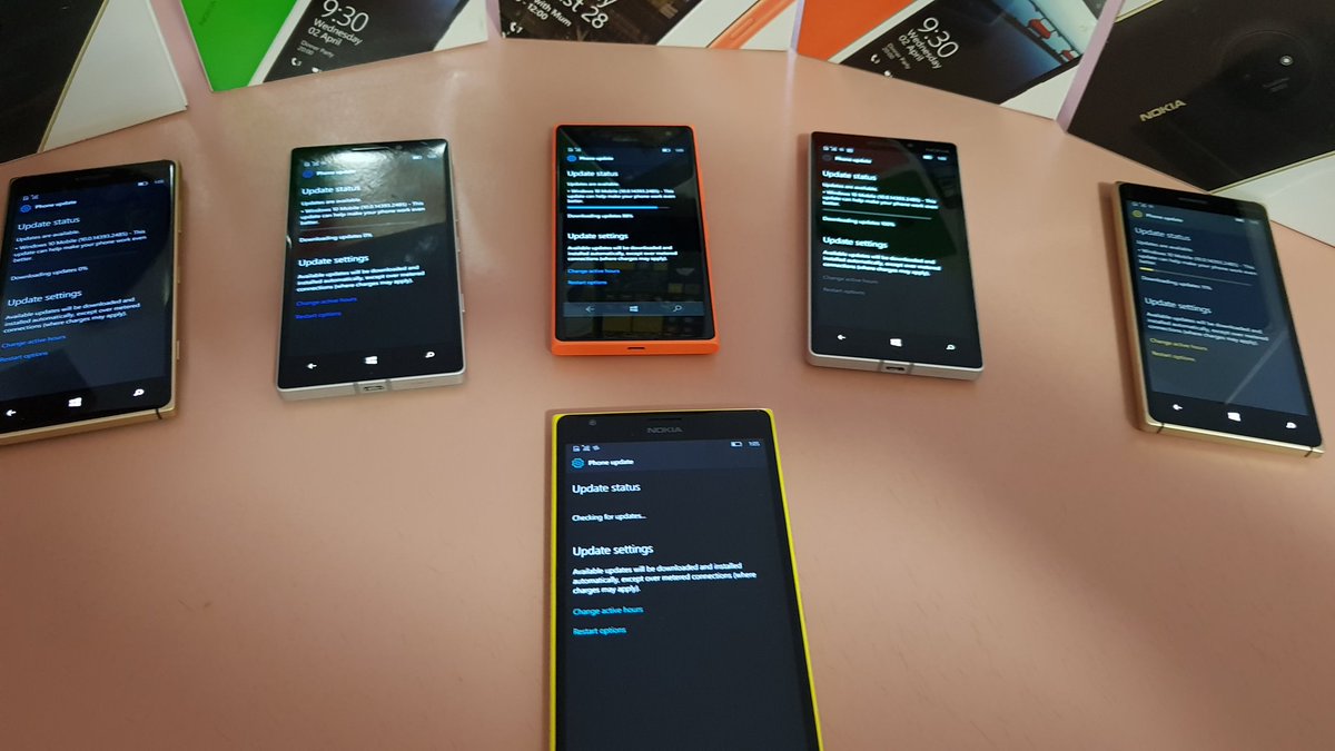 ivabiggun71's tweet image. After Twitter Live, it&apos;s update time.😊 #windows10mobile