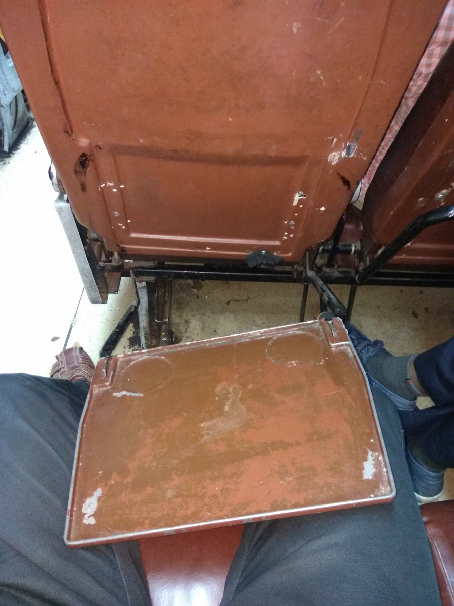 gopan40's tweet photo. @GMSRailway paid Rs 720 to get tatkal ticket from Erode to Chennai in 12680 intercity EXP instead of the normal fare of 575. But here is what I got on C2 coach seat 12 : Broken food tray and no right armrest. https://t.co/V3RnOKMpMP