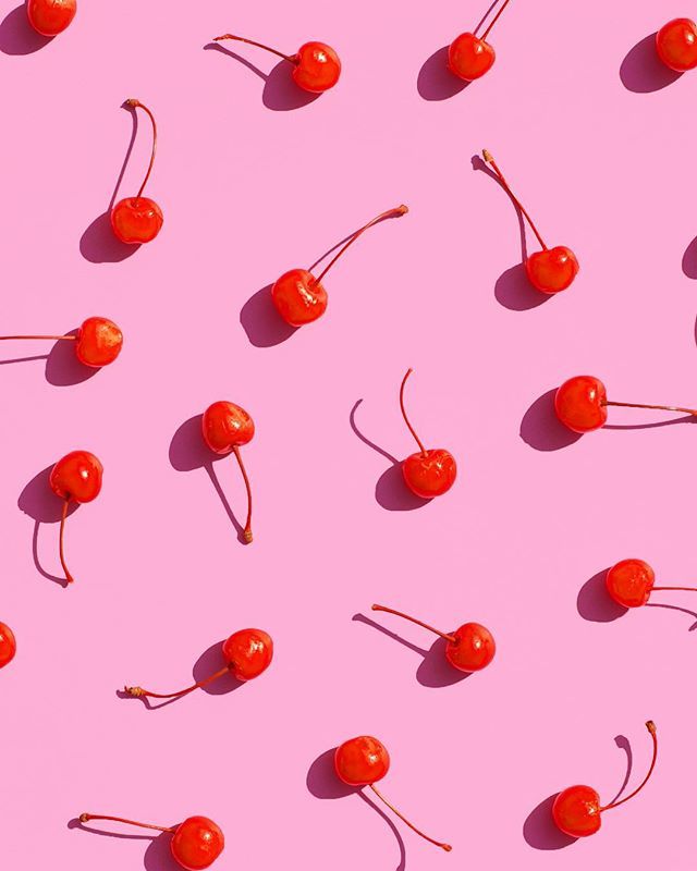 violettinder's tweet photo. when the shadows grow long (hi fall 👋🏻🍒) // p.s. you can grab this gal as a wallpaper in my story // p.p.s. we’re hiring!💥 more deets this week... 👩🏻‍💻💫 https://t.co/MhVfGMMGNz https://t.co/6H6FqAvIrF