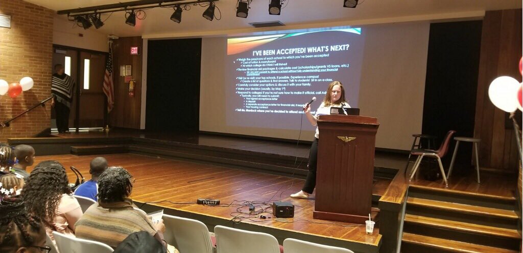 LeaderEquity's tweet photo. Our amazing @PTHSD209 #PantherParents and Counselors at #SeniorFocusNight @PWHSCollegeCntr #ProvisoReady https://t.co/ZCpFHcAalP