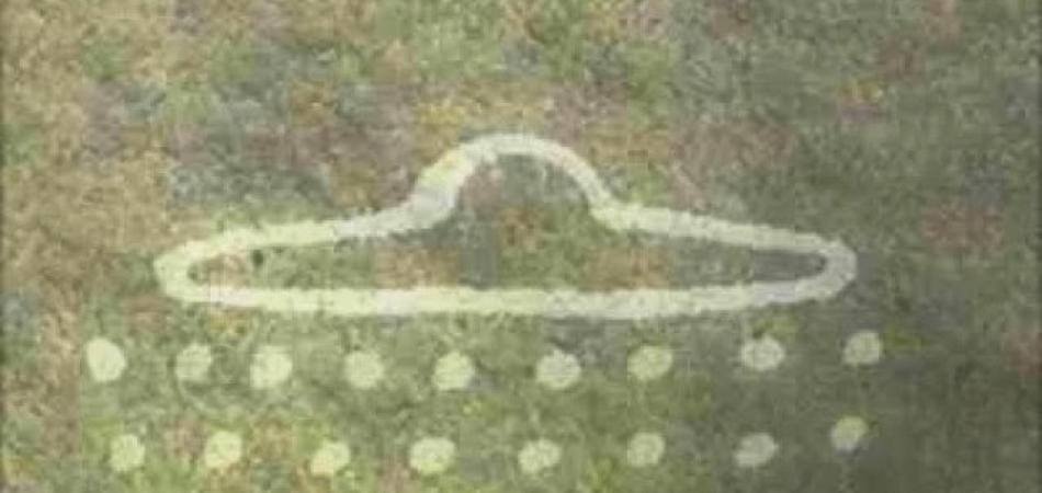 FinniganS_MP's tweet image. After looking at many pictures of our great Canadian caves I found something I never believed, Spaceships on the walls! It's clear to me that the future of the Frontier Party is not among the stars, but where our ancestors completed the Frontier legacy. @CAVEPartyCA  is our home.