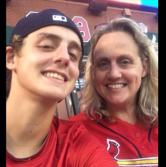 teechamp10's tweet image. 🙏🏼💔 fly high mom