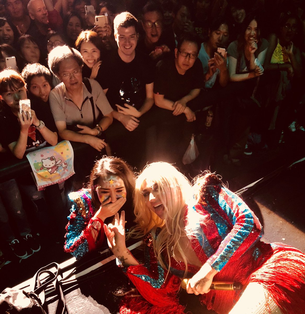 KeshaRose's tweet photo. One of my Japanese animals came dressed as me at my Tokyo show 
🌟🌈 I love you, Japan!! Osaka, are you ready to boogie tomorrow night?? ⚡️💜🦖💜⚡️ https://t.co/LYOfAMIn1M