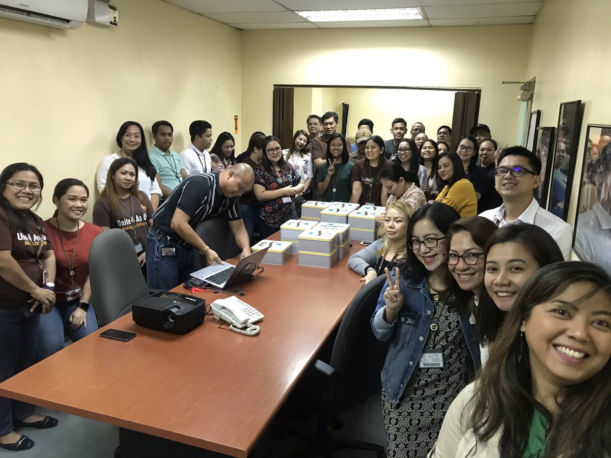 cj_buono's tweet photo. Happy 30 years to @UPS_Asia!  The changes and growth that this region has seen has been unprecedented.  Had the chance to celebrate with the #UPSPhilippines and @UPSIndonesia2 teams today as we recognized @UPSers past and present. Now on to the next 30 years!  #ProudUPSer https://t.co/T5N9O2MzI0