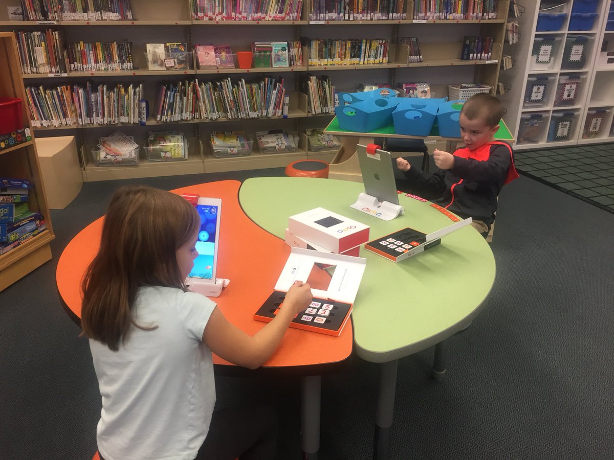 1Dclass's tweet photo. Coding and Osmo and smart games oh my!!! #gettingourlearningon #learningcommons #igetbywithalittlehelpfrommyfriends #1Csavestheday #caniborrowthis #truestory https://t.co/6cGskg90VF