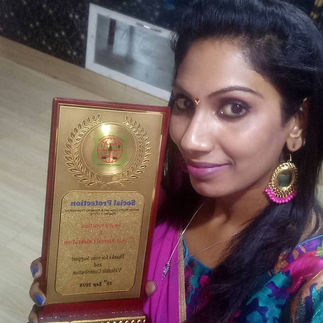 sakshiuyir's tweet photo. ๐ฐ๐ฐ๐Dear @DhejuWE madam your boldness and your attitude towards your haters make me inspire u next to Julie mam... Iam supporting you and always there to support you nithya madam hereafter dnt worry #nitya #inspirationforme #bestwomen https://t.co/4K8uFjNjdb