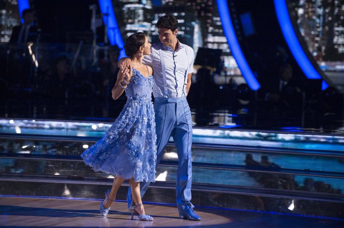 teamcheckusout - Joe Amabile & Kendall Long - Bachelorette 15 - DWTS - Discussion  - Page 10 DojwIzfUcAAAF2f