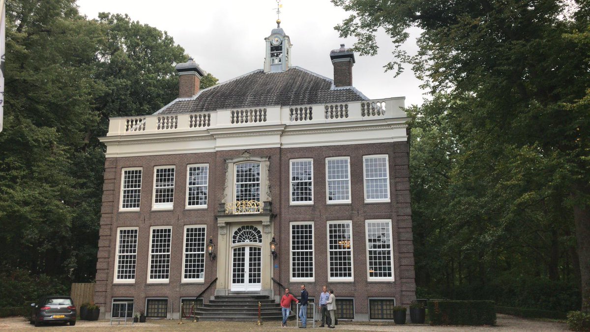 LINKITGroup's tweet image. #OutSystems11 is out! What&apos;s new? Part of our @OutSystems team is at a #meetup for #SolutionArchitects of #OutSystems partners to gain insight into a lot of new features! @OutSystemsDev