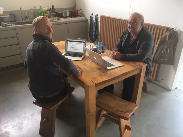 Doorloop afl.1 tussen regie en hoofdrolspeler van onze nieuwe tv-serie 'Koos' met o.a. Bart Klever voor <a href="/OmroepGLD/">Omroep Gelderland</a>