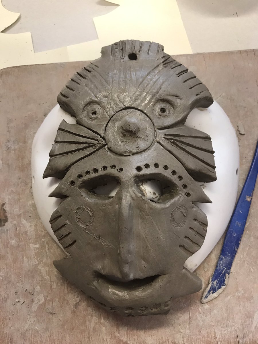 GomersalArt's tweet photo. Y6 have researched #Mayanmasks... designed in sketchbooks... created templates... and are now creating their masks using clay. Not one design is the same! https://t.co/63xgEiuABo