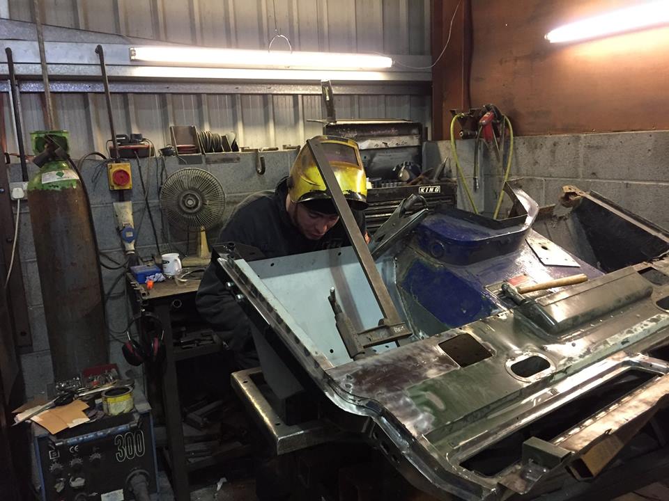 Devon 4x4 tweet media