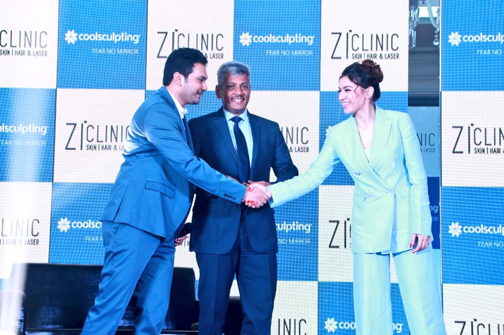 proyuvraaj's tweet photo. The grand event with @iamsethuraman for @ZI_Clinic #CoolSculptinginZIclinic is launching by the gorgeous @ihansika 

Get in shape ,Keep urself fit and healthy. https://t.co/Vo6LEcMGzk