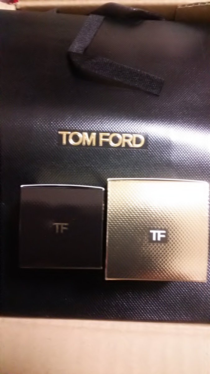 #トム・フォード hashtag on Twitter