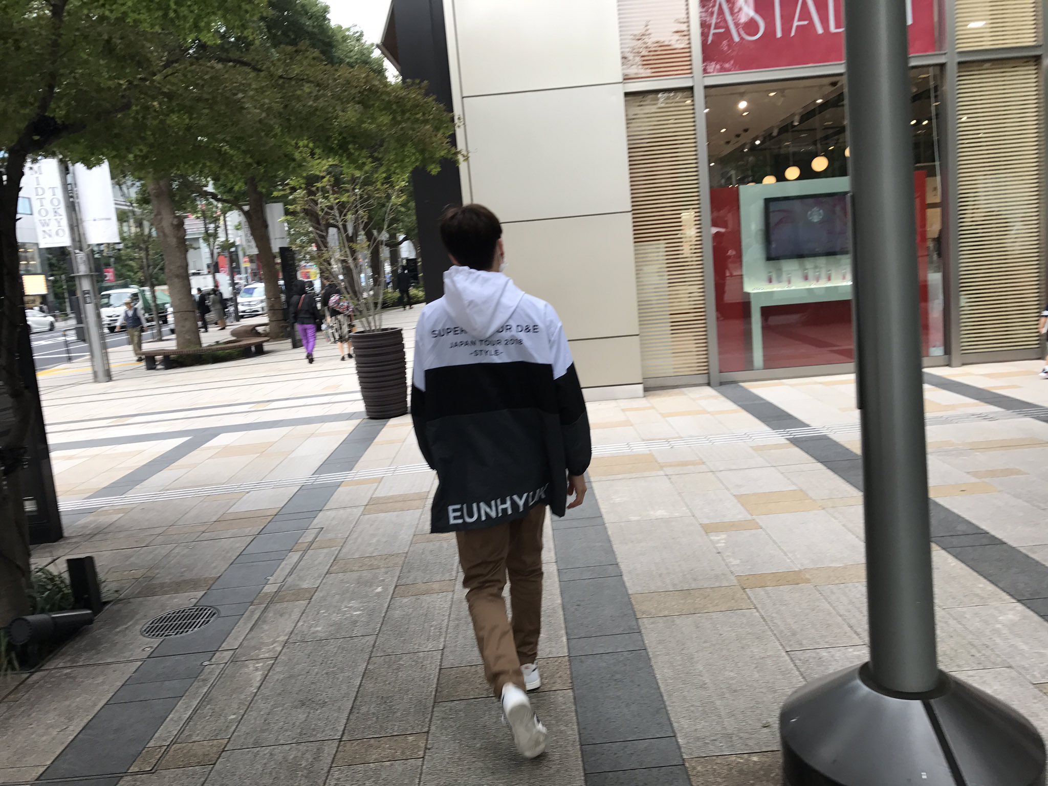 ドンヘ ウィンドブレーカー STYLE