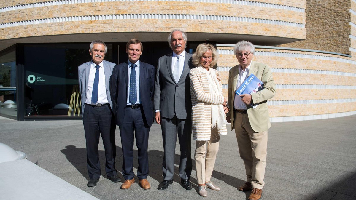 USI University (@usi_university) on Twitter photo Un milione di franchi per il Teatro dell'architettura #Mendrisio <a href="/USI_Accademia/">USI Accademia</a> #MarioBotta dalla Fondazione Silvio e Marianne Tarchini: usi.ch/it/feeds/8500 #USIlife Un milione di franchi per il Teatro dell'architettura #Mendrisio <a href="/USI_Accademia/">USI Accademia</a> #MarioBotta dalla Fondazione Silvio e Marianne Tarchini: usi.ch/it/feeds/8500 #USIlife