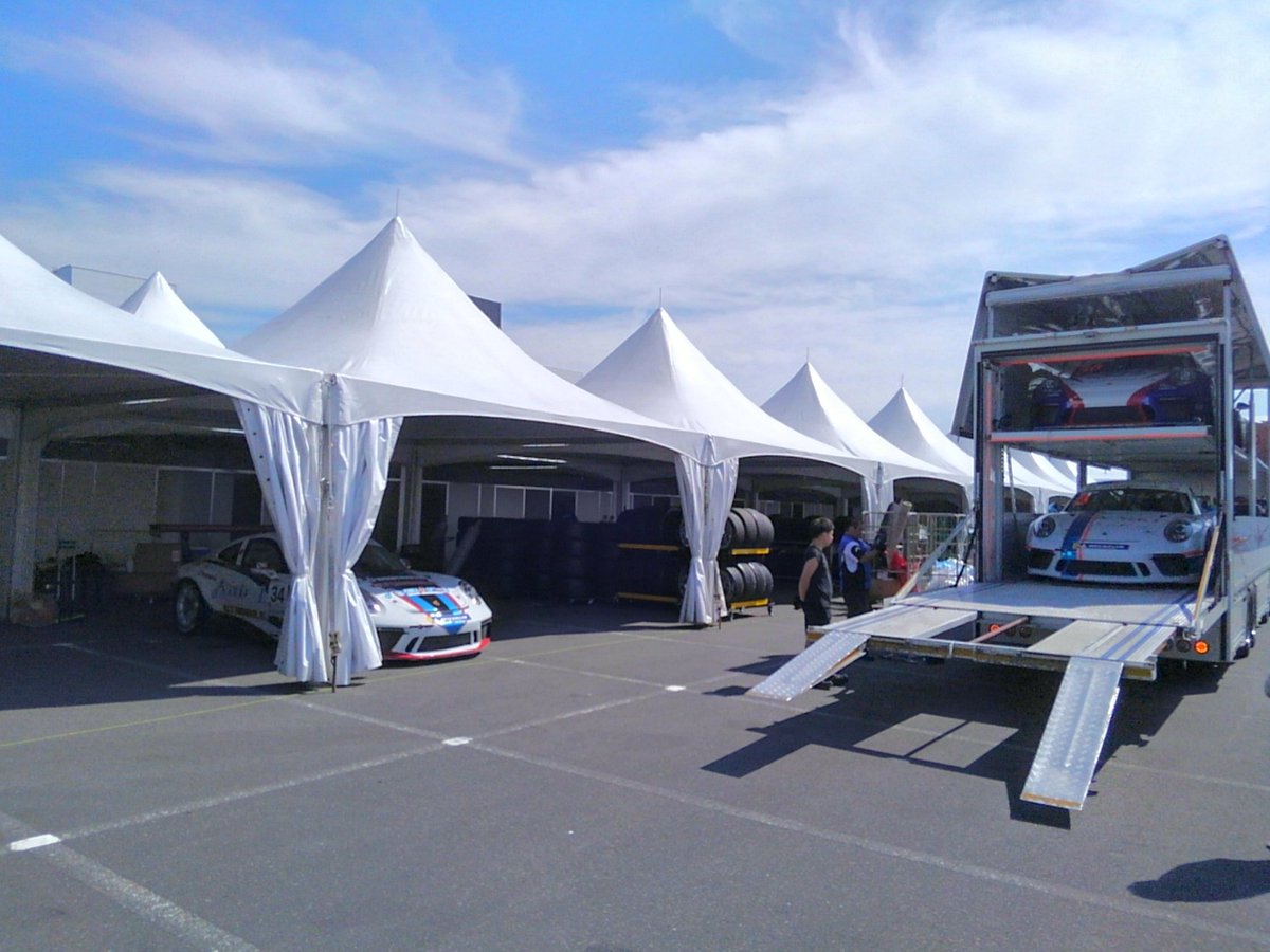 鈴鹿、すっごい良い匂いするー(´￢｀)ｼﾞｭﾙﾘ

空気が完全にヨーロッパ(笑)

夢の世界が広がってる…
全てのスケールが大きくて

鳥肌立ちっぱなし( ºωº )

この空気は来て体感しなきゃわかんない

この空気を吸えることに感謝

やる気と勇気が湧いてくる！

#F1jp #PCCJ